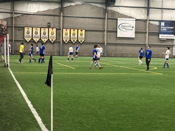 Indoor vs. Outdoor Soccer: What’s the Difference? – WACS News.